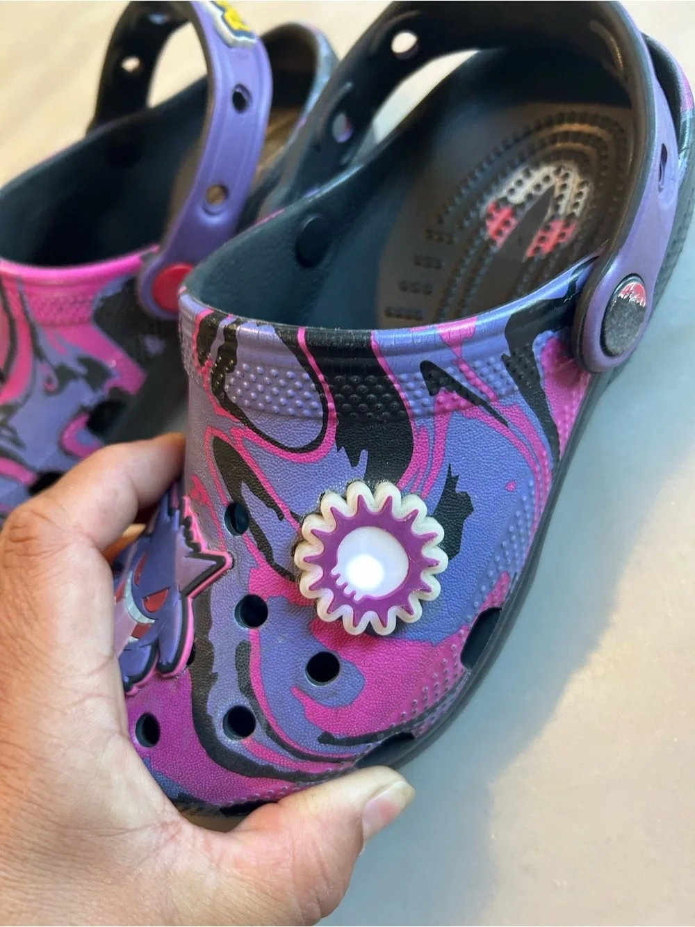 Rare Pokémon Gengar Crocs Kids Size 1 J1 Limited Edition